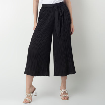 Benhill Celana Wanita "Yoana" Pants Pleated Cullotes Pinggang Karet Dengan Tali Pinggang Black 276-39290