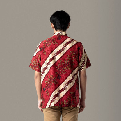 Benhill Kemeja Pria Batik Sutra Dobby Lengan Pendek  Maroon Dan Hitam Motif 25063-36231