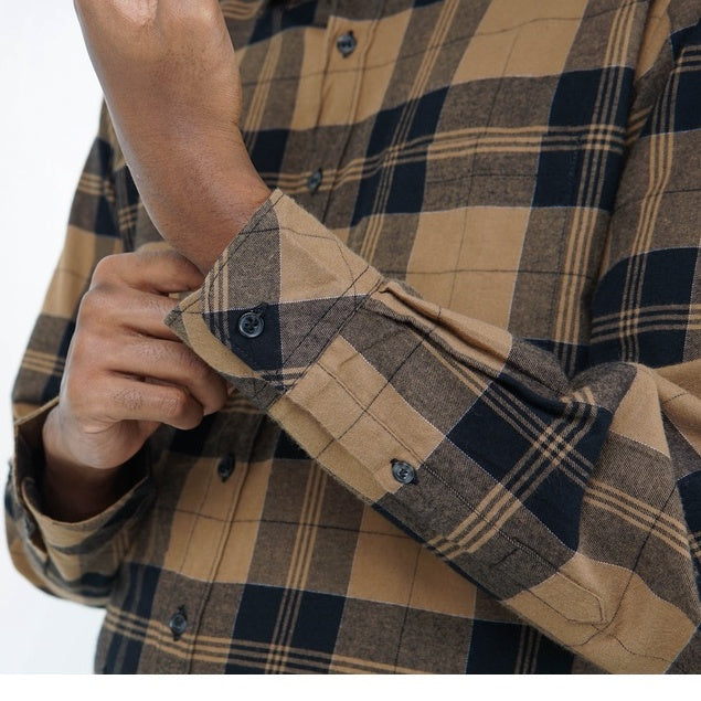 Benhill Kemeja Pria Flannel Lengan Panjang Kotak Coklat 27082-11533