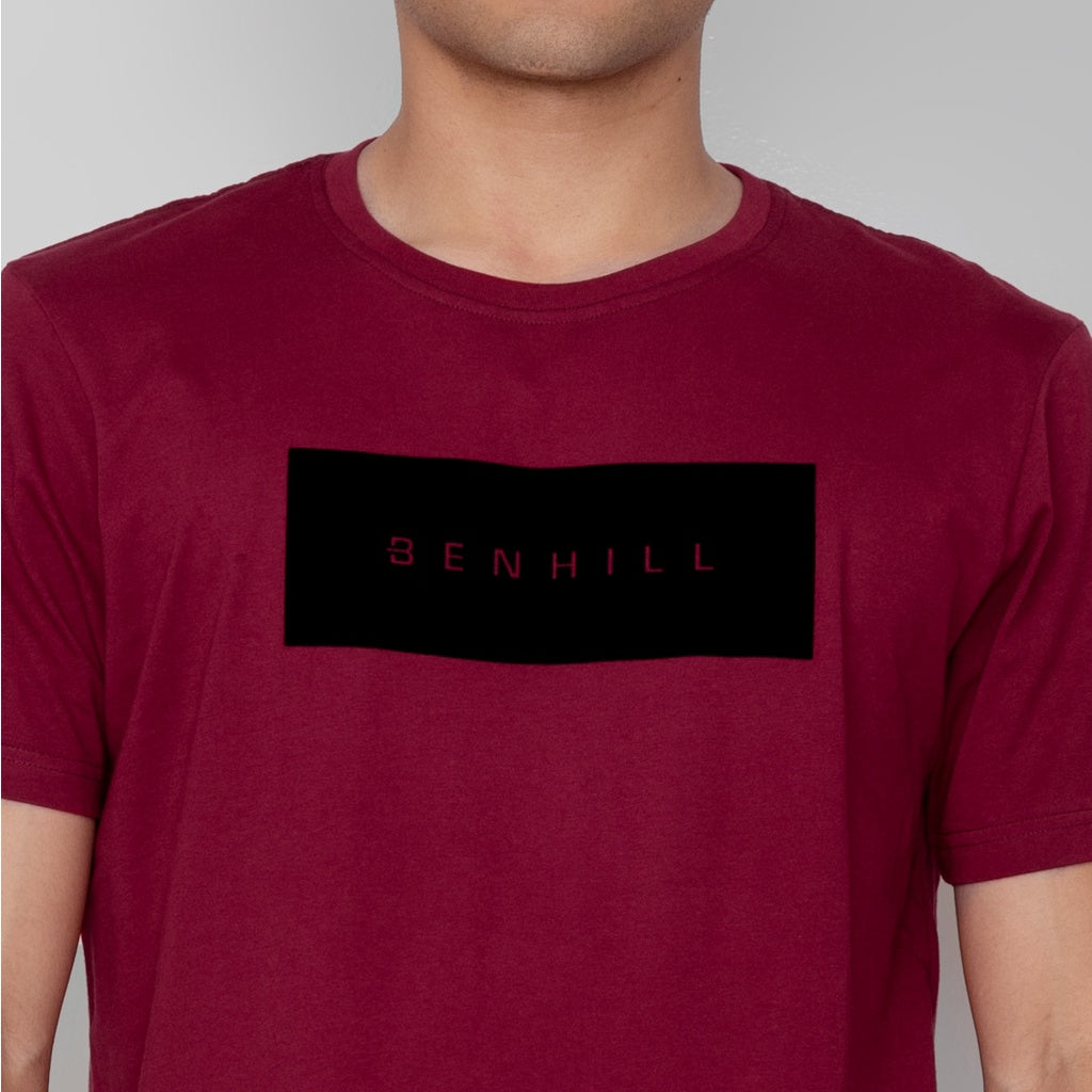 Benhill T-shirt Grafis Katun 30s Combed Lengan Pendek Maroon A12-29F68